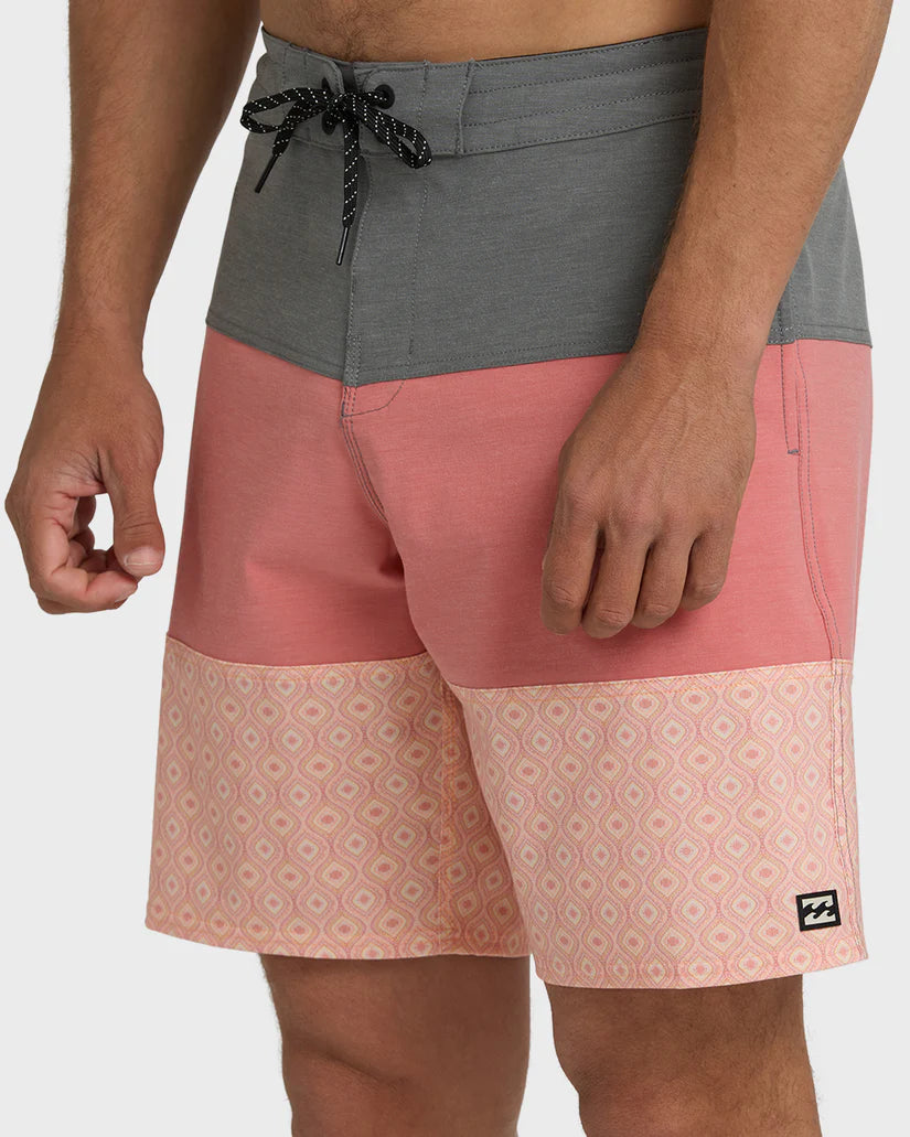 Tribong Lo Tide Boardshorts