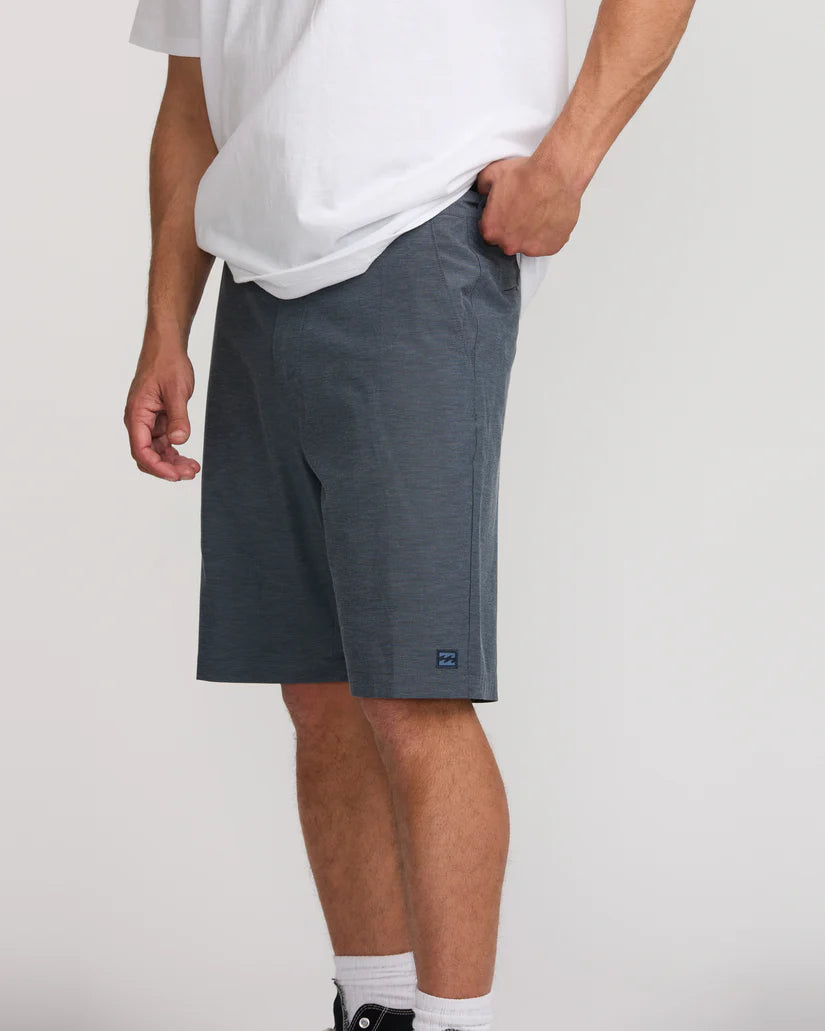 Crossfire Submersible 21" Hybrid Shorts Navy