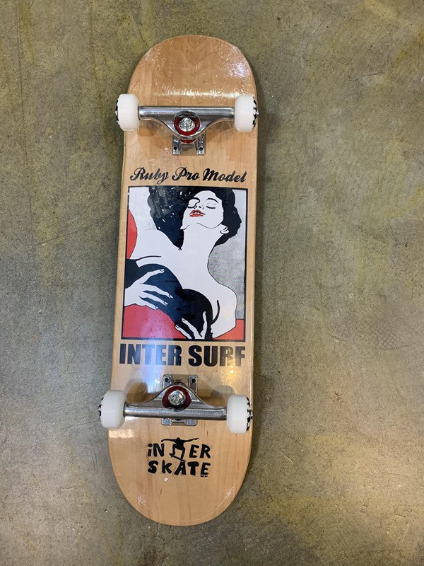 סקייטבורד קומפלט InterSkate Ruby מידה 9