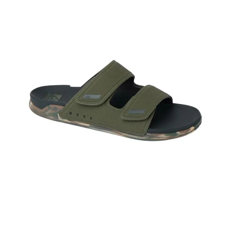 Phantom Tradewind Sandals in Fossil  ירוק