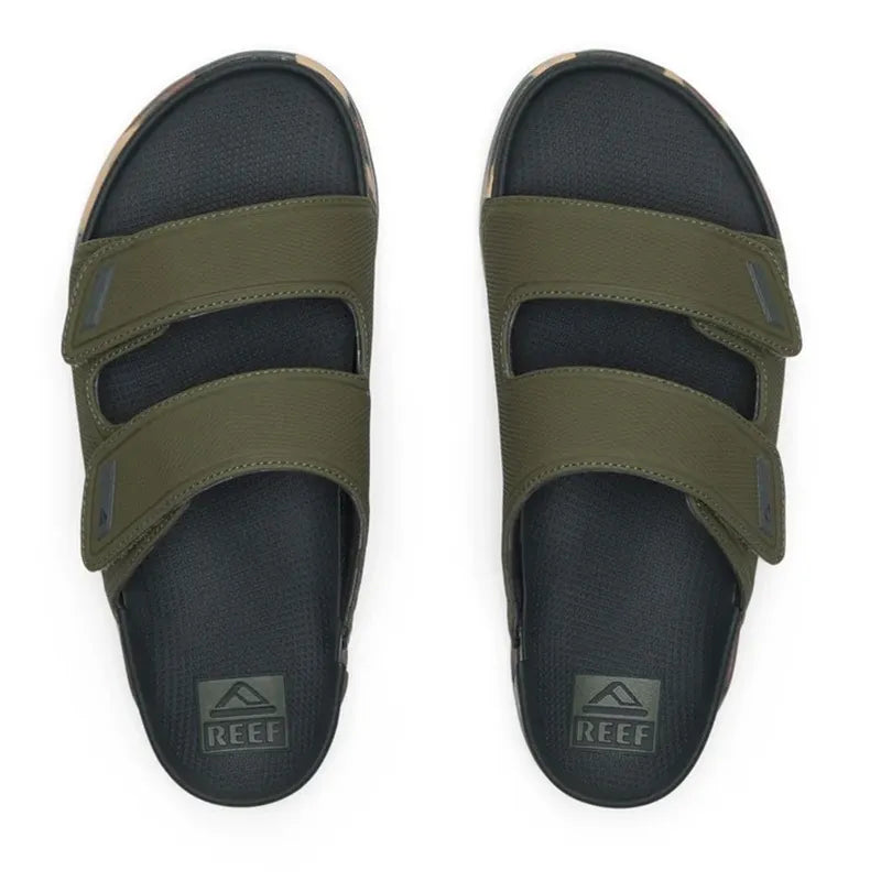 Phantom Tradewind Sandals in Fossil  ירוק